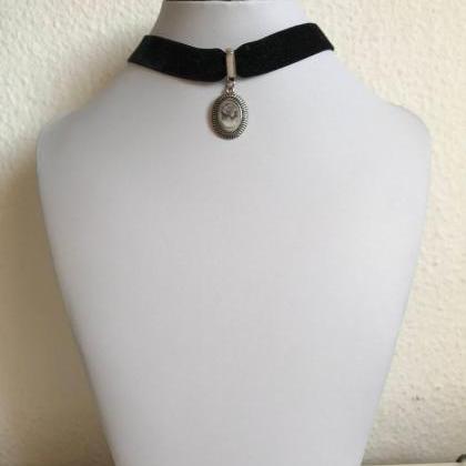 Velvet necklace 328- faux suede cam..