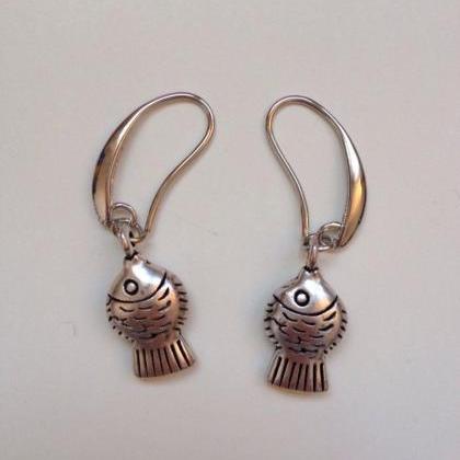 Fishes Dangle Earrings 156 - Silver Metal Earrings..