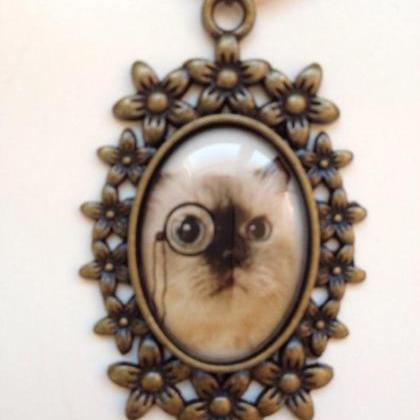 Vintage Pendant Necklace 160- Cat Image Waxed..