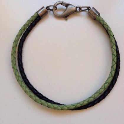 Men Bracelet 152- Leather Braid Green Black Trendy..